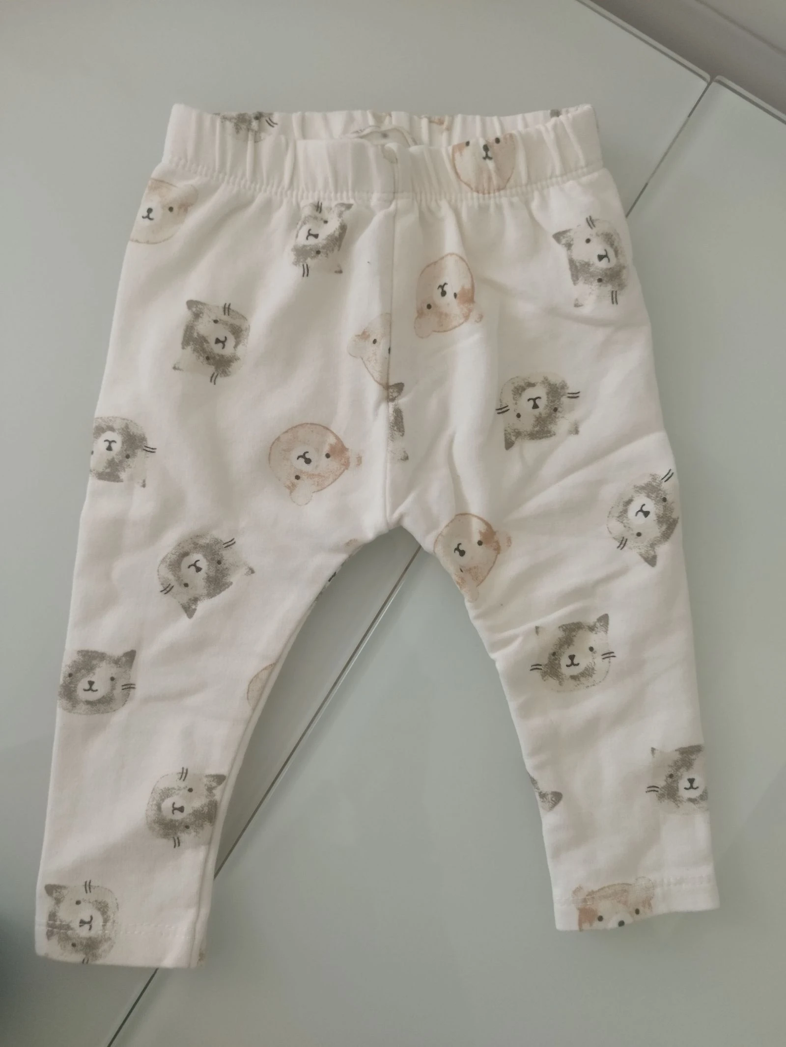 Pantalón de ositos zara 6-9 meses